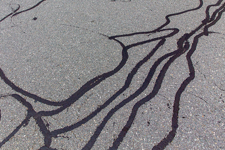 Fissures